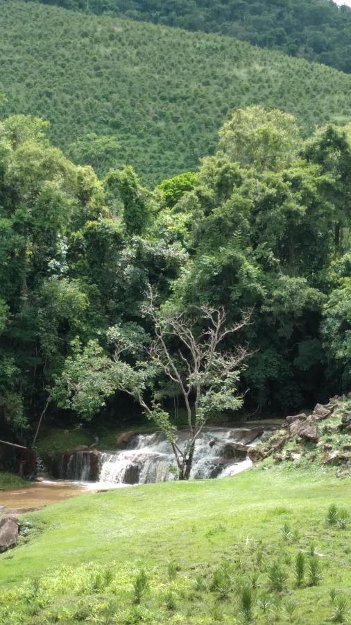 Chales Cachoeira Do Cafundo Bueno Brandão Exteriér fotografie