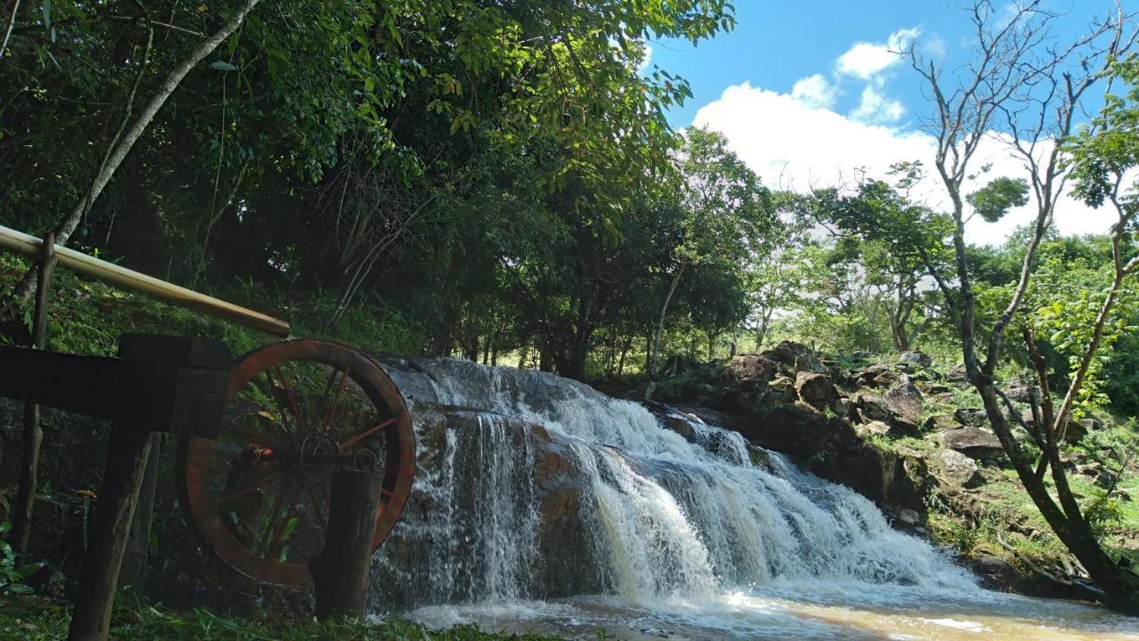 Chales Cachoeira Do Cafundo Bueno Brandão Exteriér fotografie